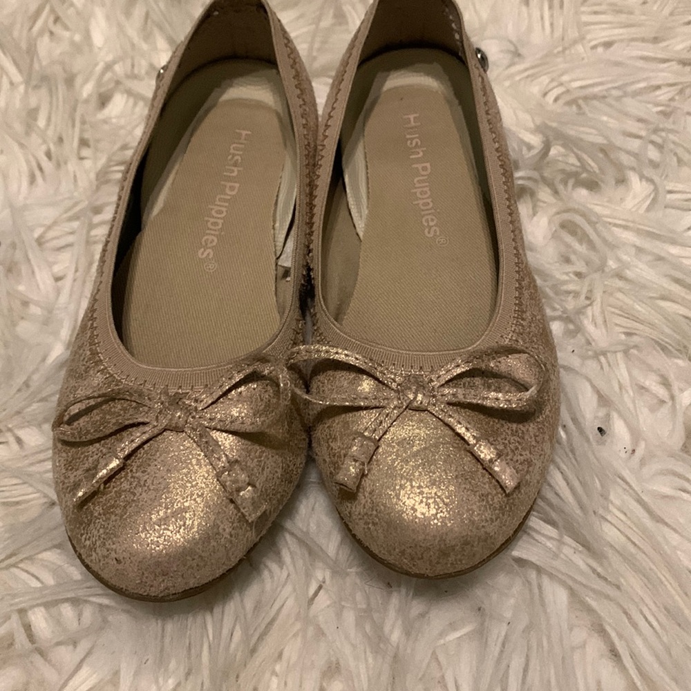 Hush Puppies Josie flat rose gold size 11.5